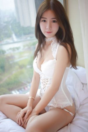 日日摸久久久精品_青苹果乐园免费高清观看
