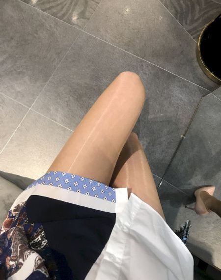 两个人的完整视频_在线观看电视剧